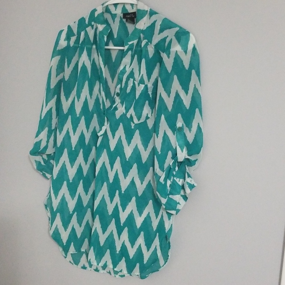 Rue 21 sheer blouse, 3/4 sleeves, size S, EUC